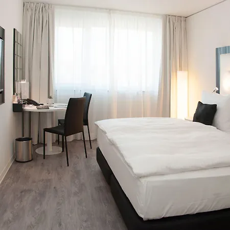 Отель Innside By Melia 4*