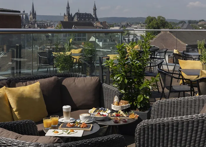 Отель Innside By Melia Aachen 4*